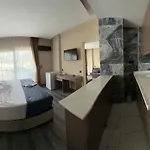 Vois & Hotel Kemer