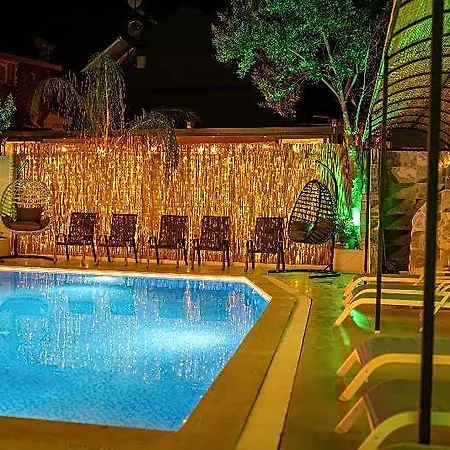 Hotel Vois & Kemer