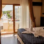 Vois & Hotel