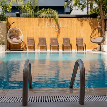 Otel Vois &