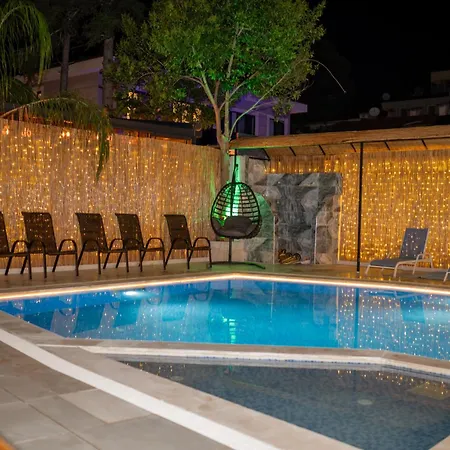 Vois & Отель Кемер