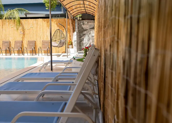 Otel Vois & 3*