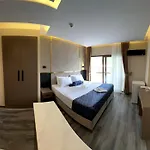 Hotel Vois & Kemer
